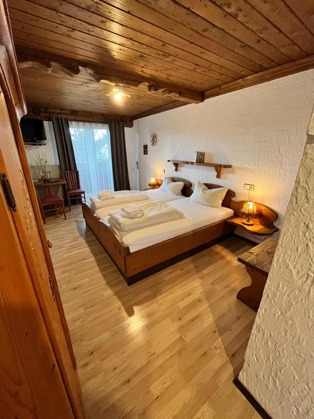 Hotel Negele Hohenfurch Extérieur photo