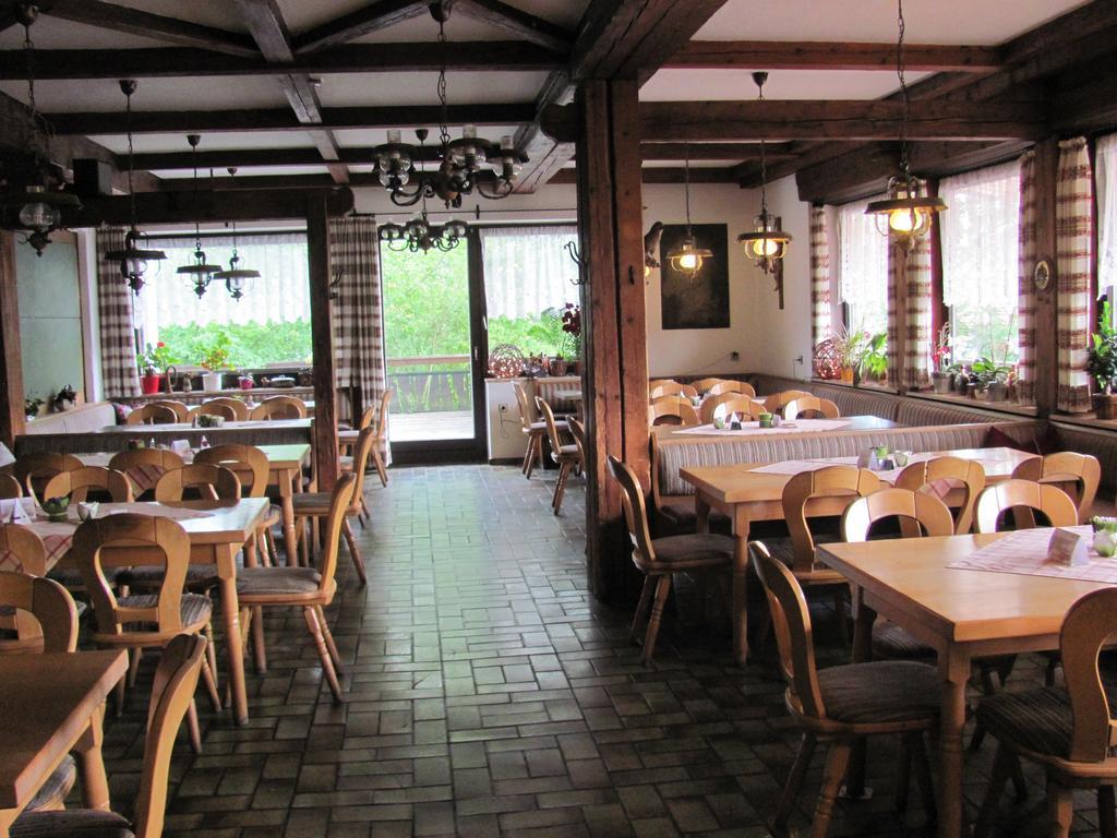 Hotel Negele Hohenfurch Extérieur photo